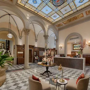 https://nh-collection-firenze-porta-rossa.it-tuscanyhotel.com